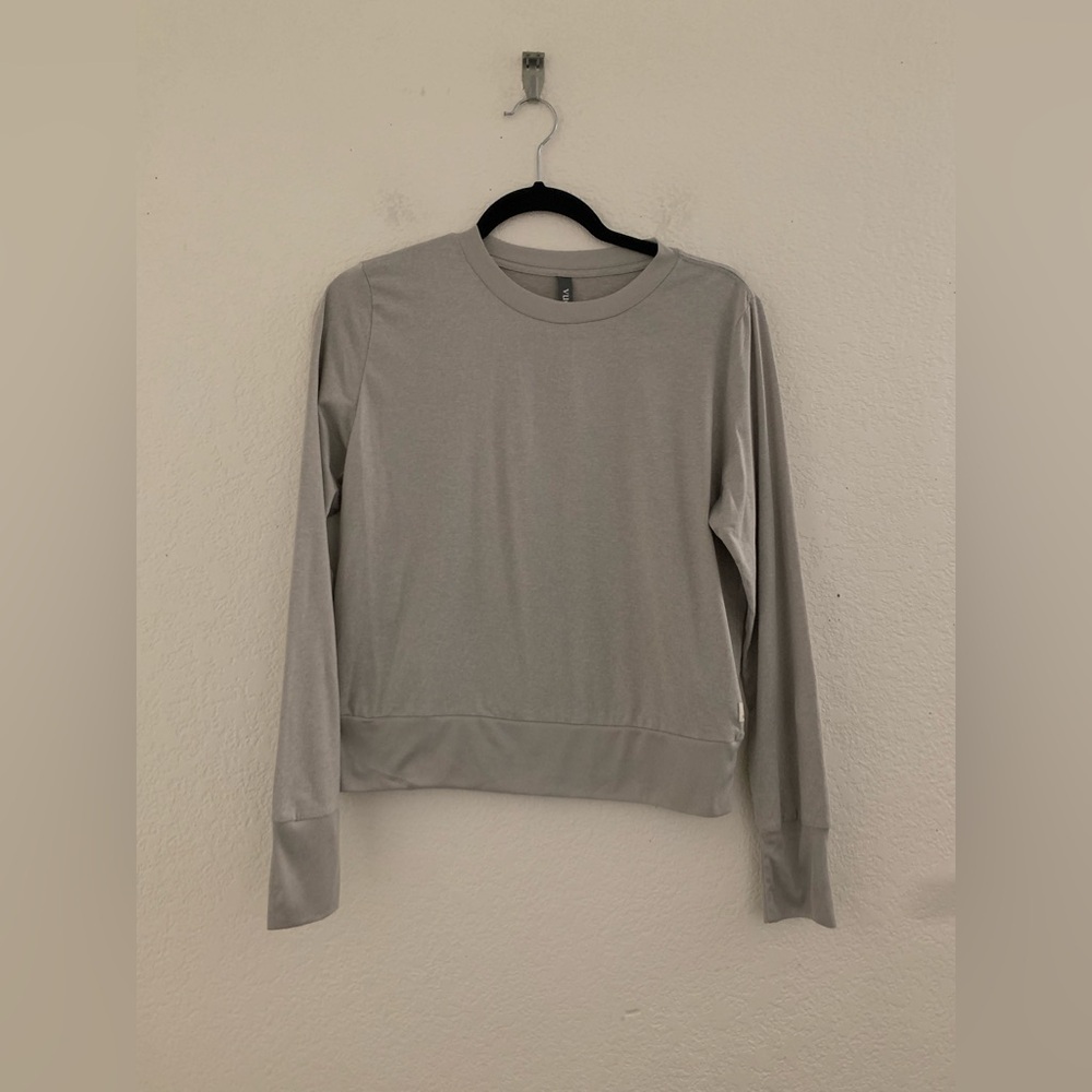 VUORI Daydream Crew Top Long Sleeve Women's Size Small Light Heather Grey VW133
